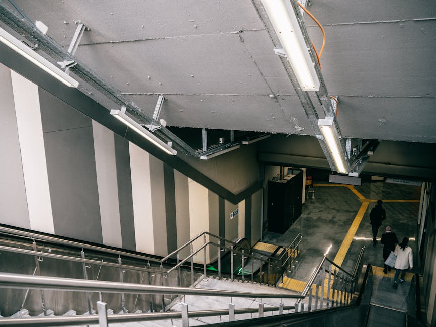 Step-free entrance and lift access at a Barcelona metro station