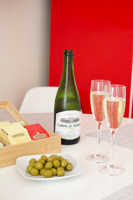 wine-glasses-cava-bar