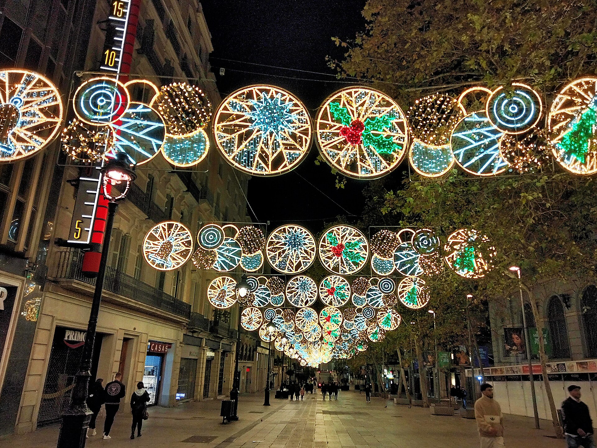 巴塞隆拿購物全攻略:從Passeig de Gràcia名店到特色小店分佈與掃貨指南